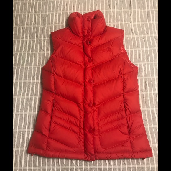 north face red vest womens